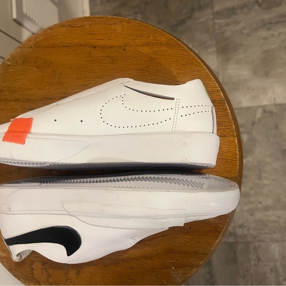 Nike Blazers slip on low top black and white - Picture 7 of 7